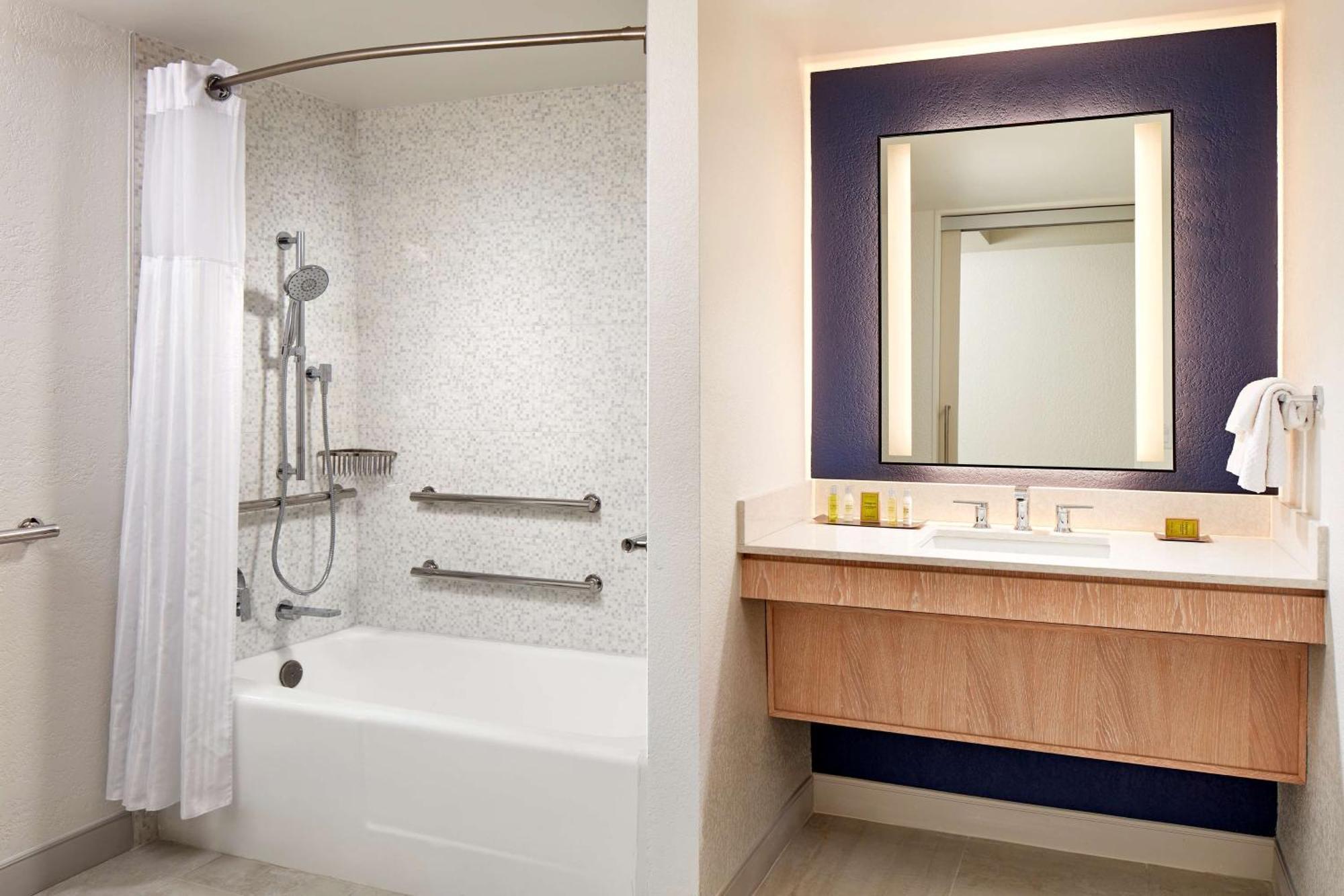 Hotel Mdr Marina Del Rey- A Doubletree By Hilton Los Angeles Eksteriør bilde